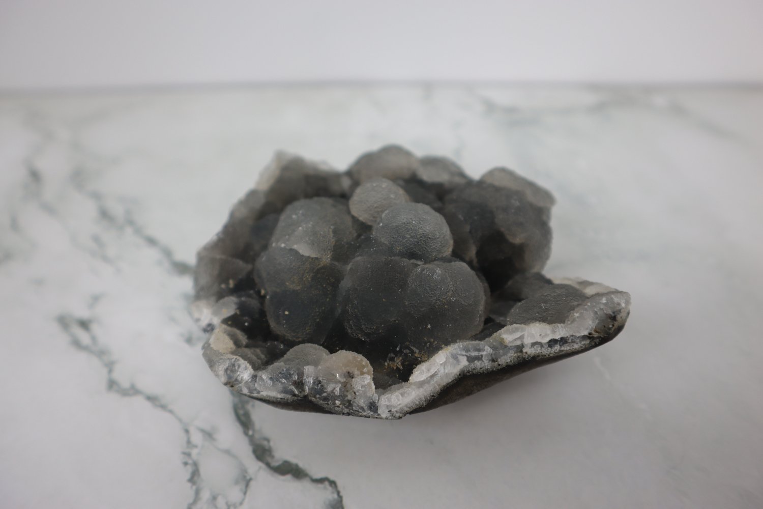 2 Piece Sugar Quartz On Black Chalcedony Collection - India 5 2 Piece Sugar Quartz On Black Chalcedony Collection - India - Image 5